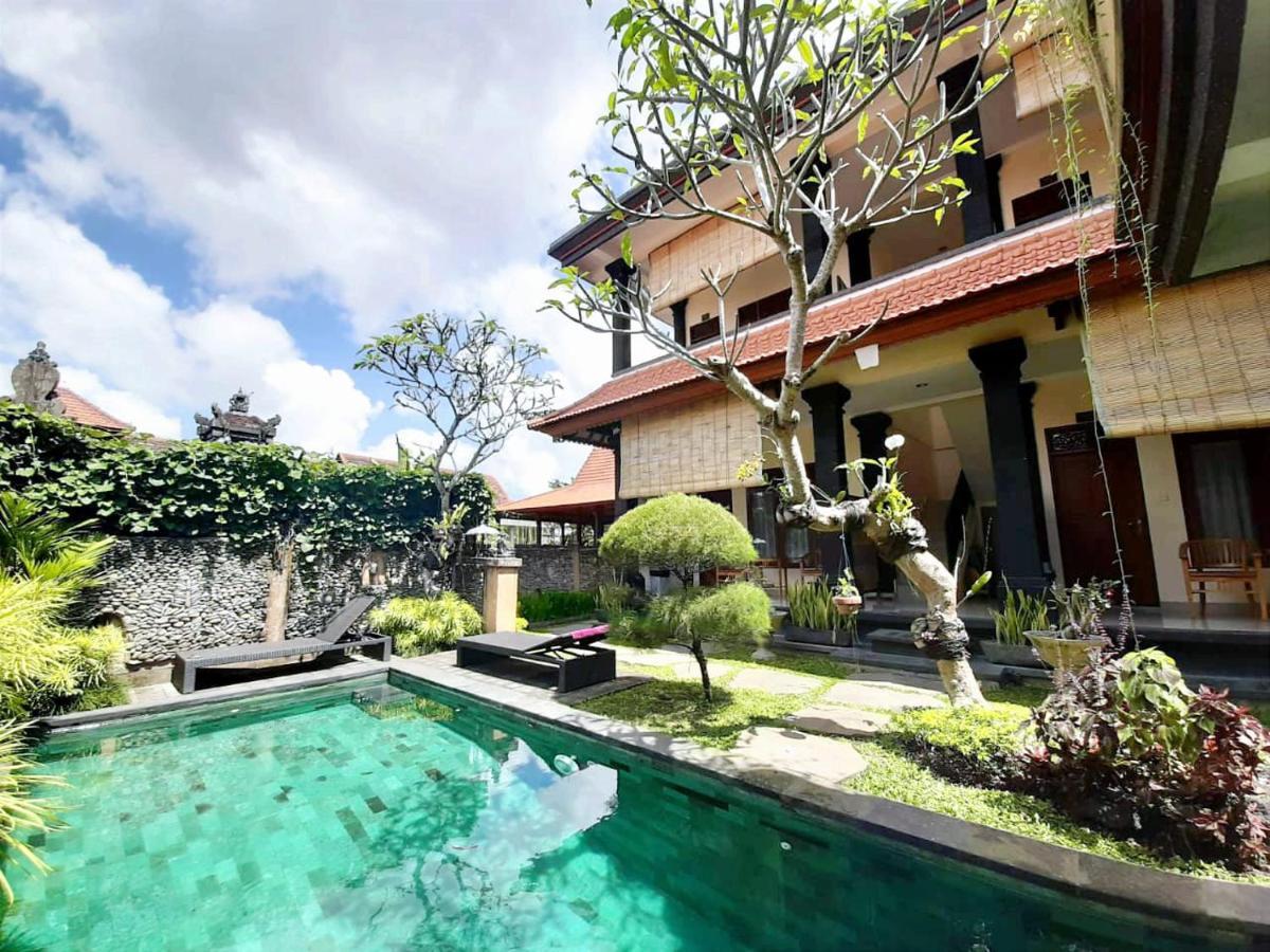 Pondok Wira Ubud Hotel Exterior photo