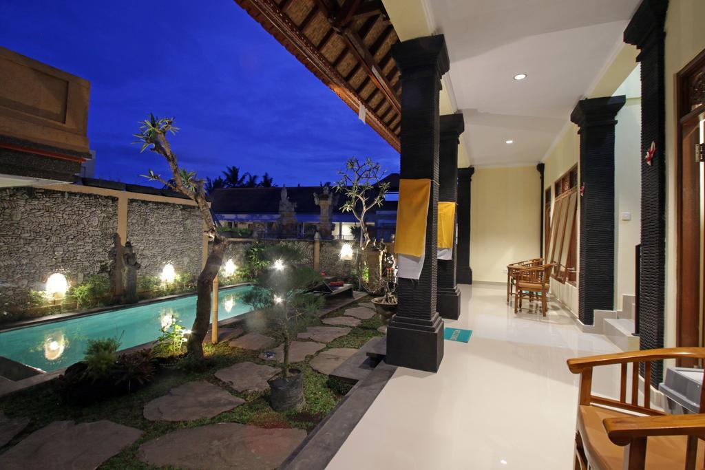 Pondok Wira Ubud Hotel Exterior photo