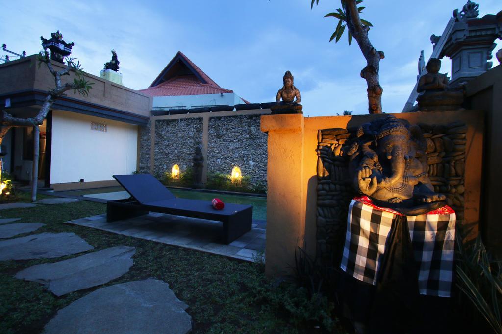 Pondok Wira Ubud Hotel Exterior photo