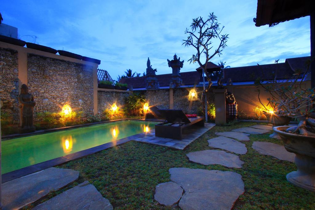 Pondok Wira Ubud Hotel Exterior photo